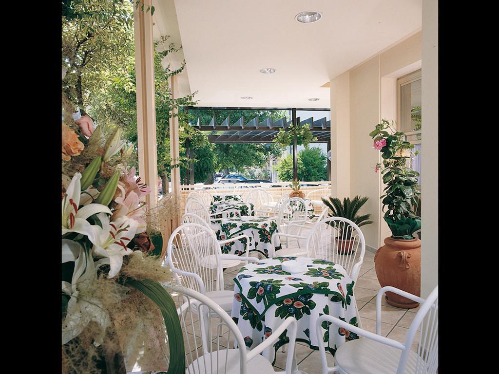 Hotel Emma Nord Rimini Exterior photo