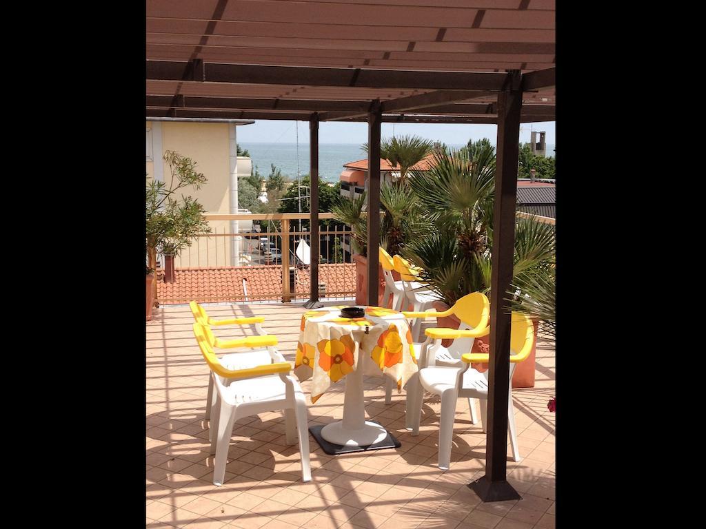 Hotel Emma Nord Rimini Exterior photo